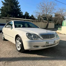 Mercedes-Benz S-Class 1999