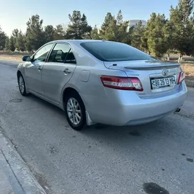 Toyota Camry 2010