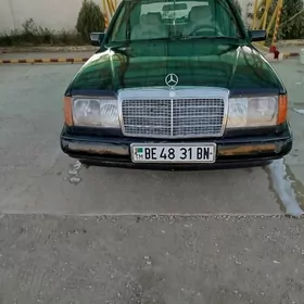 Mercedes-Benz W126 1987