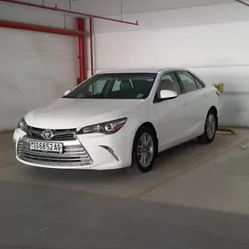Toyota Camry 2017