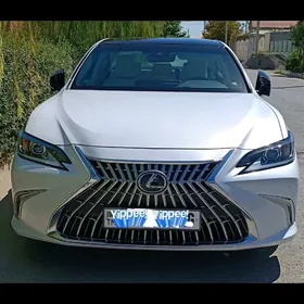 Lexus ES 350 2022