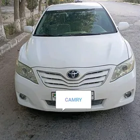 Toyota Camry 2011