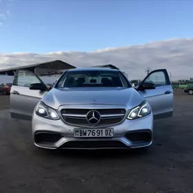 Mercedes-Benz E350 2010