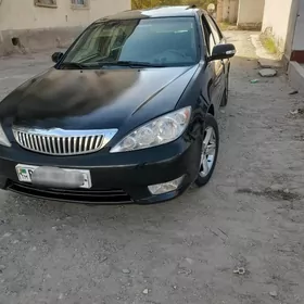 Toyota Camry 2003