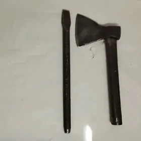 Топор и зубило