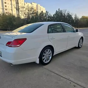 Toyota Avalon 2005