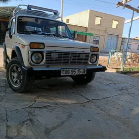 Lada Niva 1981