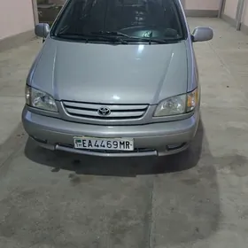 Toyota Sienna 2002