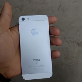 Айфон Се . Инфиних смарт 8