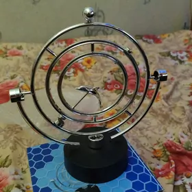 delfin сувенир крутится