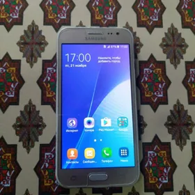 SAMSUNG  J2  TELEFON