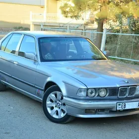 BMW 730 1990