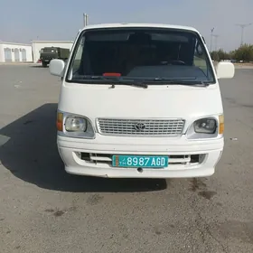 Toyota Hiace 2000