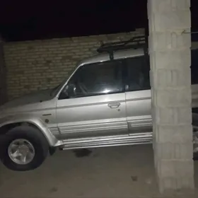 Mitsubishi Pajero 1994