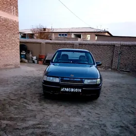 Opel Vectra 1990