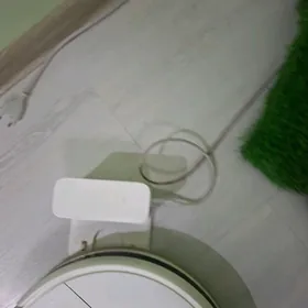 Робот Пылесос