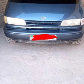 Toyota Previa 1992
