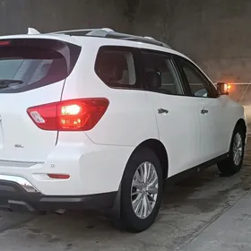 Nissan Pathfinder 2019