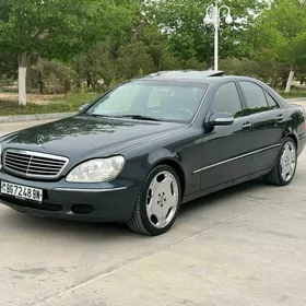 Mercedes-Benz C320 2002