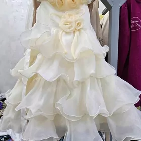 Çaga ak fata kôynek.