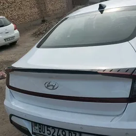 Hyundai Sonata Hybrid 2020