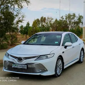 Toyota Camry 2018