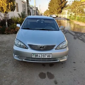 Toyota Camry 2004