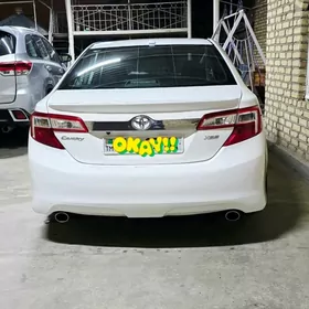 Toyota Camry 2012