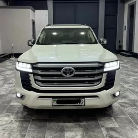 Toyota Land Cruiser 2022