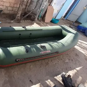резиновая лодка