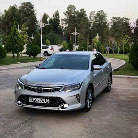 Toyota Camry 2013