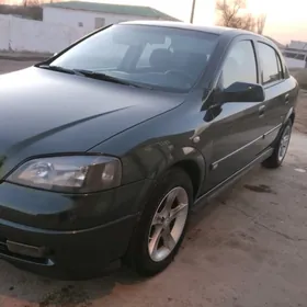 Opel Astra 2000