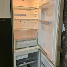 LG Холодилник