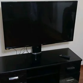 LG телевизор,43,