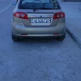 Daewoo Lacetti 2005