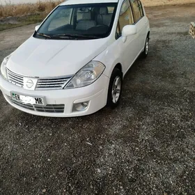 Nissan Versa 2010