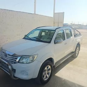 Toyota Hilux 2012