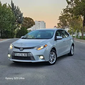 Toyota Corolla 2015