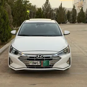 Hyundai Elantra 2020