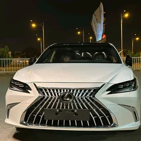 Lexus ES 350 2025