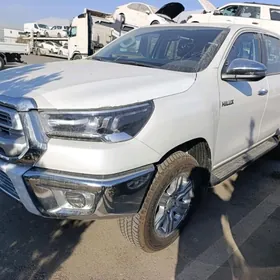 Toyota Hilux 2025