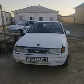 Opel Vectra 1990