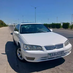 Toyota Camry 2001