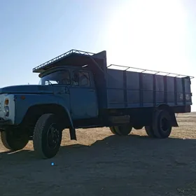 Zil 4331 1988