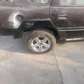 кусок задней крели