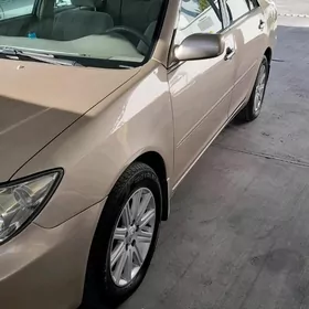 Toyota Camry 2005