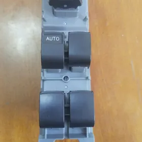 Camry okuz Carrolla sentr Zamok