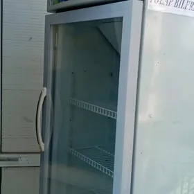 ветрина холодилник