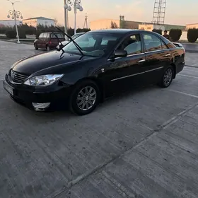 Toyota Camry 2005