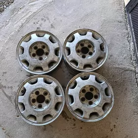 Toyota haice Radnoy diska